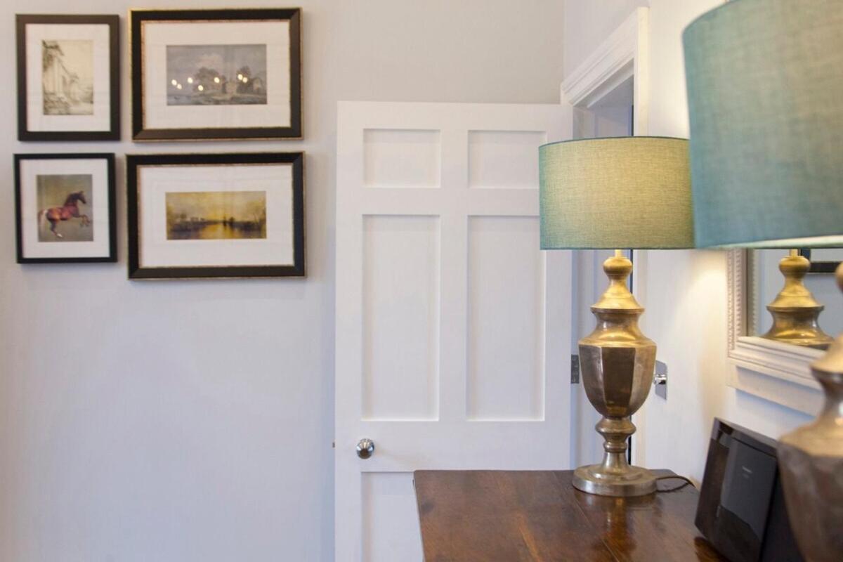 Stylish City Centre Apartment - Bath Buitenkant foto