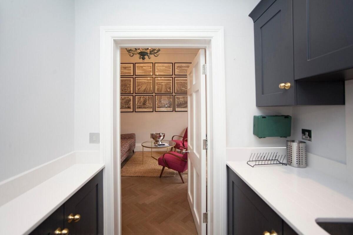 Stylish City Centre Apartment - Bath Buitenkant foto