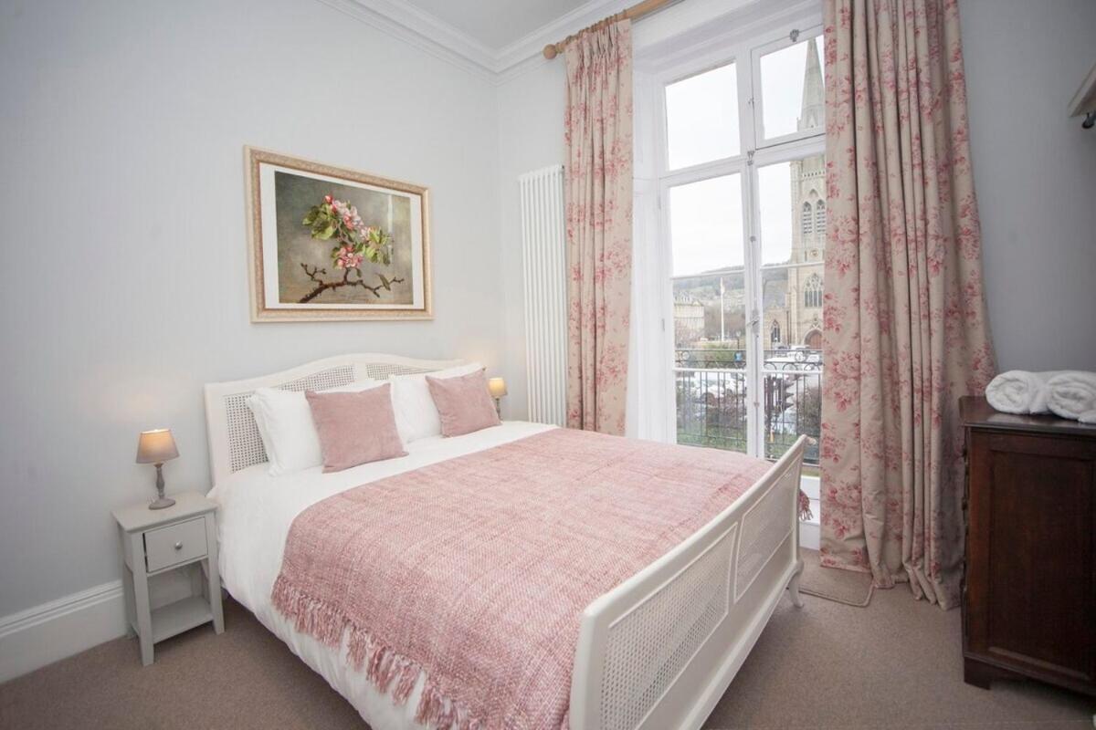 Stylish City Centre Apartment - Bath Buitenkant foto